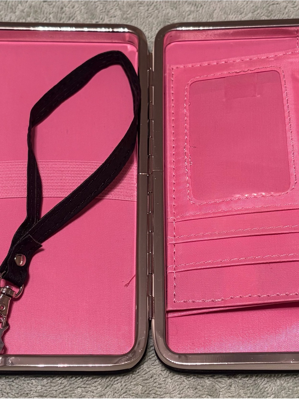 BCBG Paris Red Crossbody Bag & Black Tie Wallet Clutch Bundle - Picture 15 of 16